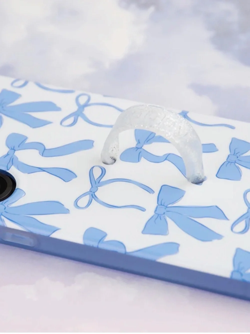 Loopy iPhone 16 Pro Max Blue Bows Case, Loop, and Dustbag